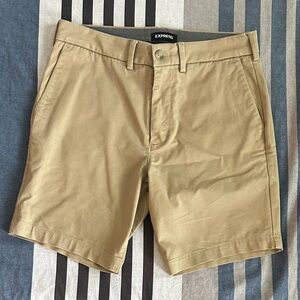 Express Men's Tan Shorts